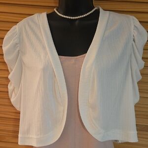 Chic Cream Women's Shrug